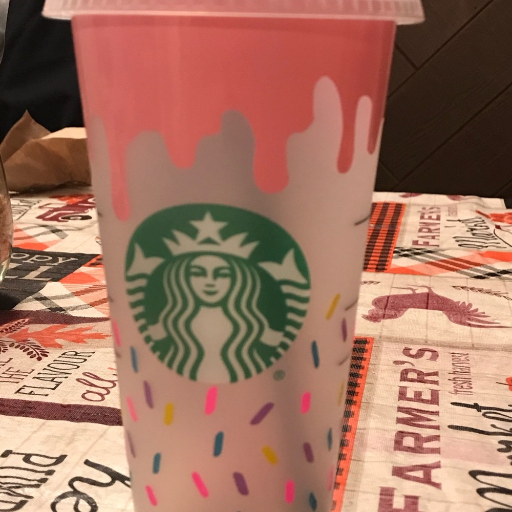 ✨ Custom Cups✨